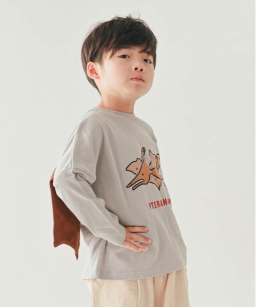 A BAG OF CHIPS（アバッグオブチップス）の「nicohrat/ニコフラート プテラノドンロングＴシャツ（Tシャツ/カットソー・キッズ・アイボリー/サックスブルー/グレー・90cm/100cm/110cm/120cm/130cm）」の2枚目の写真