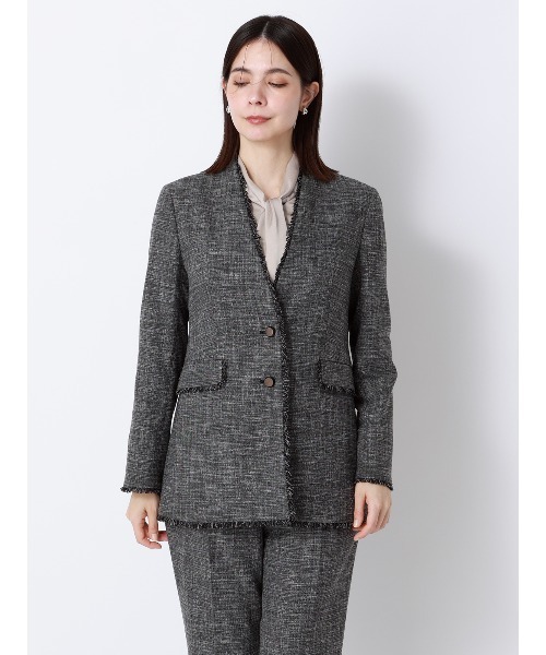 SUIT SQUARE(スーツスクエア)の「ジャケット Vカラー ウォッシャブル ストレッチ スラブシャンブレー 織柄 anysy(ノーカラージャケット・レディース・ブラック・40(11号)/38(9号)/36(7号))」の2枚目の写真
