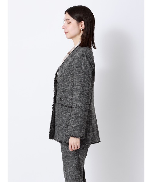 SUIT SQUARE(スーツスクエア)の「ジャケット Vカラー ウォッシャブル ストレッチ スラブシャンブレー 織柄 anysy(ノーカラージャケット・レディース・ブラック・40(11号)/38(9号)/36(7号))」の3枚目の写真