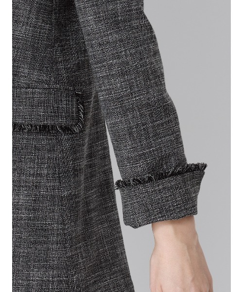 SUIT SQUARE(スーツスクエア)の「ジャケット Vカラー ウォッシャブル ストレッチ スラブシャンブレー 織柄 anysy(ノーカラージャケット・レディース・ブラック・40(11号)/38(9号)/36(7号))」の7枚目の写真