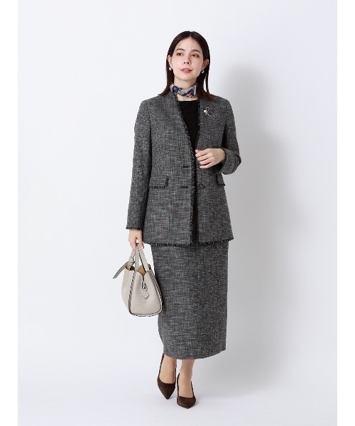 SUIT SQUARE(スーツスクエア)の「ジャケット Vカラー ウォッシャブル ストレッチ スラブシャンブレー 織柄 anysy(ノーカラージャケット・レディース・ブラック・40(11号)/38(9号)/36(7号))」の9枚目の写真