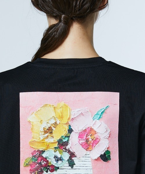 DOUBLE STANDARD CLOTHING(ダブルスタンダードクロージング)の「フラワープリント 天竺Tシャツ(Tシャツ/カットソー・レディース・ブラック/オフホワイト・FREE)」の9枚目の写真