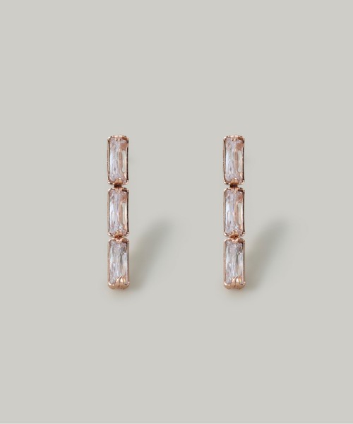 Jolie Toujours(ジョリトゥジュール)の「【汗や水に強い】〈ステンレス〉CZスリムストーンピアス(ピアス(両耳用)・レディース・シルバー/ゴールド/ピンクゴールド・FREE)」の3枚目の写真