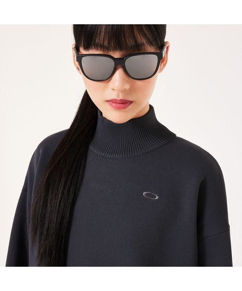 OAKLEY(オークリー)の「オークリー RADIANT SWEATER TUNIC 8.0/ニット/レディース/吸汗速乾/スポーツ・トレーニングウェア/OAKLEY(ニット/セーター・レディース・ラベンダー/ブラック/オフホワイト・L/M/S/XS)」の2枚目の写真