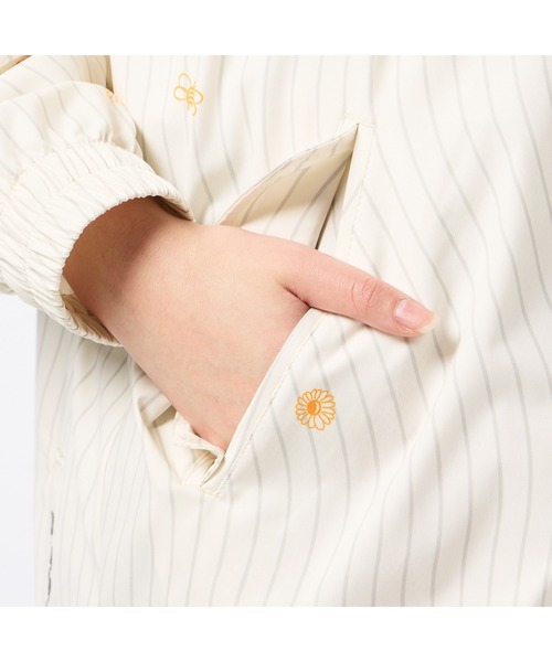 hummel(ヒュンメル)の「hummel/ヒュンメル HMP クロスジャケット(ナイロンジャケット・レディース・アイボリー/ブラック/ブルー・S/M/L/XL)」の10枚目の写真