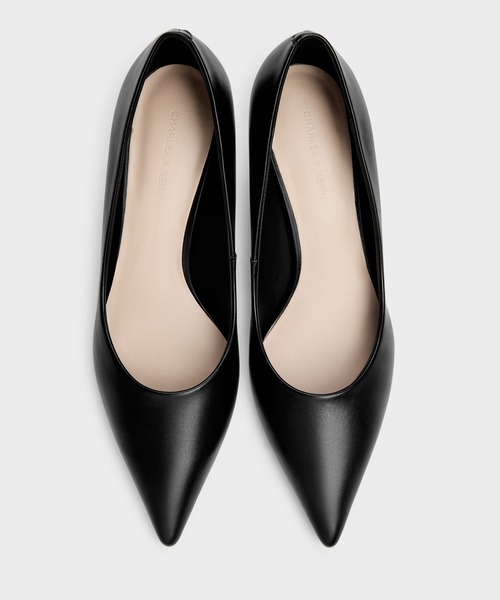 CHARLES & KEITH（チャールズ & キース）の「Kerra ケラ ポインテットミッドヒール（パンプス・レディース・ベージュ/ホワイト/ブラック・23.5cm/22cm/22.5cm/25cm/24.5cm/23cm）」の14枚目の写真