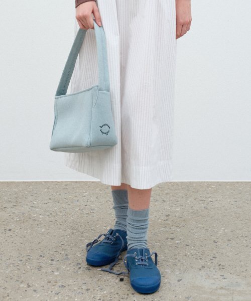 BENSIMON(ベンシモン)の「FELT SHOULDER BAG - MINT(ショルダーバッグ・レディース・ミント・FREE)」の1枚目の写真