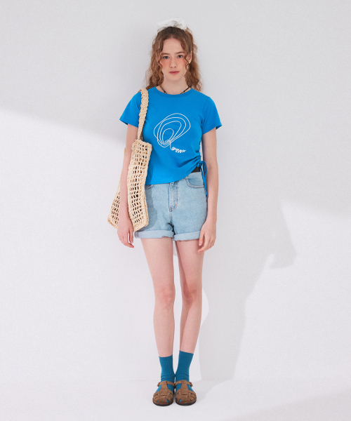 Between A and B（ビトウィーンエイアンドビー）の「オイスター ストリング Tシャツ [ブルー]（Tシャツ/カットソー・レディース・その他・FREE）」の2枚目の写真