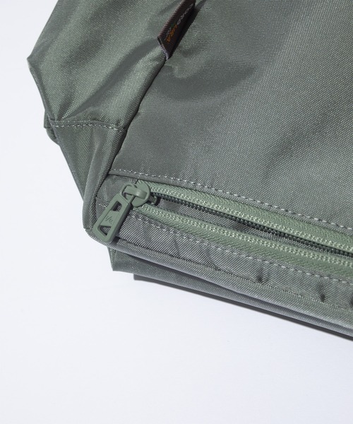 F/CE. （エフシーイー）の「F/CE. 420 re/cor COURIER SHOULDER BAG / エフシーイー 420 リコー クーリエ ショルダー バッグ（ショルダーバッグ・メンズ・ブラック/オリーブ・FREE）」の13枚目の写真