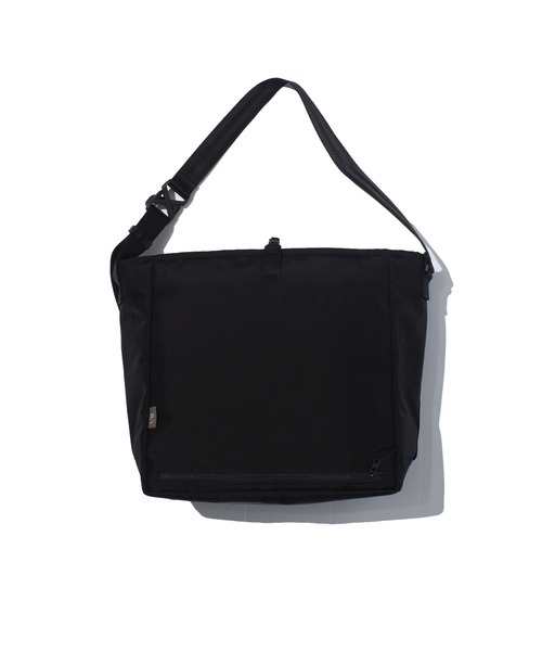 F/CE. （エフシーイー）の「F/CE. 420 re/cor COURIER SHOULDER BAG / エフシーイー 420 リコー クーリエ ショルダー バッグ（ショルダーバッグ・メンズ・ブラック/オリーブ・FREE）」の4枚目の写真