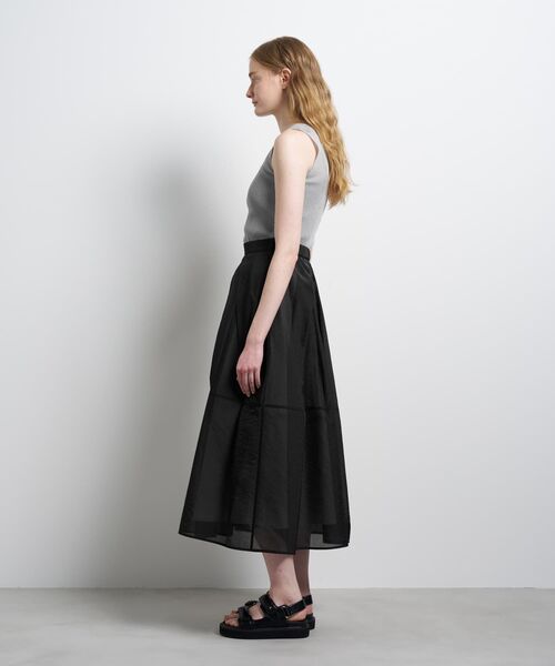 LANVIN en Bleu(ランバンオンブルー)の「シアータックフレアスカート(スカート・レディース・ブラック/イエロー・38/36)」の13枚目の写真