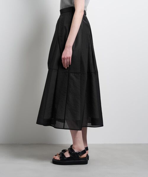 LANVIN en Bleu(ランバンオンブルー)の「シアータックフレアスカート(スカート・レディース・ブラック/イエロー・38/36)」の16枚目の写真