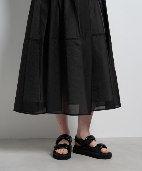LANVIN en Bleu(ランバンオンブルー)の「シアータックフレアスカート(スカート・レディース・ブラック/イエロー・38/36)」の20枚目の写真