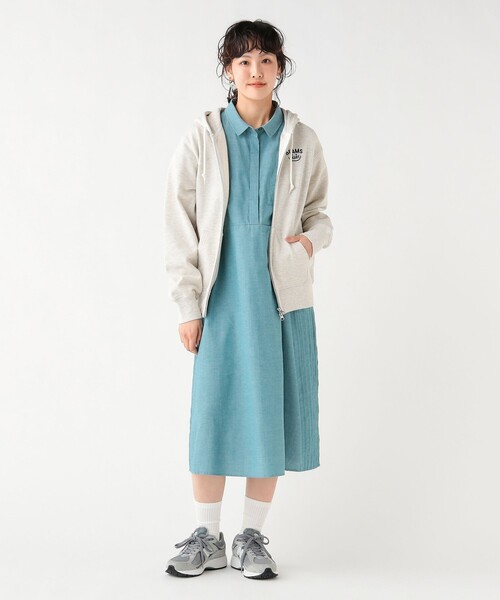 BEAMS HEART(ビームスハート)の「スマイル 刺繍 ジップパーカー(パーカー・レディース・ホワイト系その他5/ライトグレー/ネイビー・FREE)」の8枚目の写真