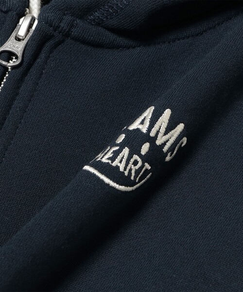 BEAMS HEART(ビームスハート)の「スマイル 刺繍 ジップパーカー(パーカー・レディース・ホワイト系その他5/ライトグレー/ネイビー・FREE)」の5枚目の写真