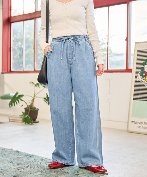 FREAK'S STORE(フリークスストア)の「限定展開 Lee × FREAK'S STORE/リー 別注 リラックス イージーパンツ(デニムパンツ・レディース・ブルー/ネイビー/サックスブルー・MEDIUM/SMALL)」の3枚目の写真