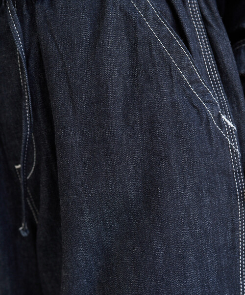 FREAK'S STORE(フリークスストア)の「限定展開 Lee × FREAK'S STORE/リー 別注 リラックス イージーパンツ(デニムパンツ・レディース・ブルー/ネイビー/サックスブルー・MEDIUM/SMALL)」の14枚目の写真