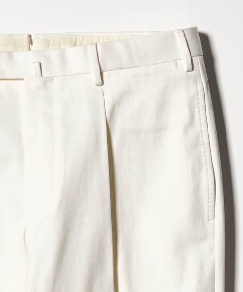 SOVEREIGN（ソブリン）の「＜SOVEREIGN＞サージ 1プリーツ テーパード スラックス ヨコストレッチ（スラックス・メンズ・ホワイト・46/48）」の3枚目の写真