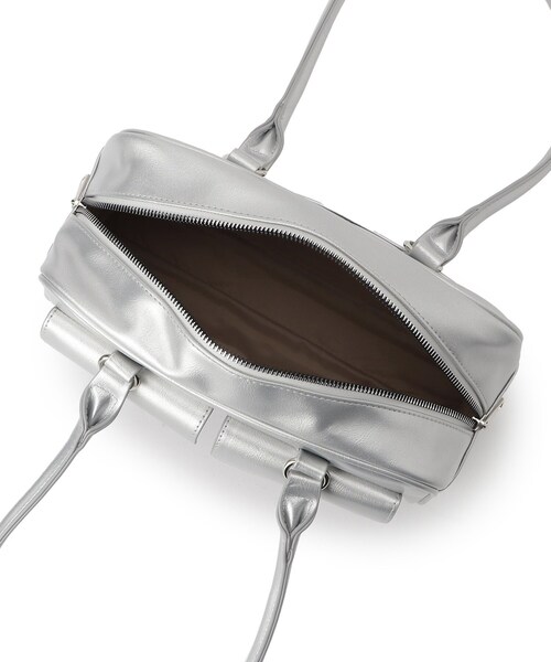 SHOO・LA・RUE（シューラルー）の「フラップポケット横長ボストンバッグ（ボストンバッグ・レディース・シルバー/ブラック・00）」の5枚目の写真