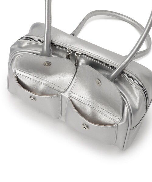 SHOO・LA・RUE（シューラルー）の「フラップポケット横長ボストンバッグ（ボストンバッグ・レディース・シルバー/ブラック・00）」の10枚目の写真