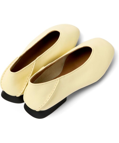 CAMPER（カンペール）の「[カンペール] CASI MYRA / カジュアルシューズ（パンプス・レディース・レモンイエロー・25.0cm/24.0cm/23.0cm/23.5cm/22.5cm/25.5cm）」の3枚目の写真