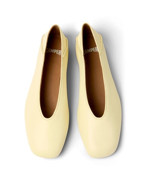 CAMPER（カンペール）の「[カンペール] CASI MYRA / カジュアルシューズ（パンプス・レディース・レモンイエロー・25.0cm/24.0cm/23.0cm/23.5cm/22.5cm/25.5cm）」の4枚目の写真