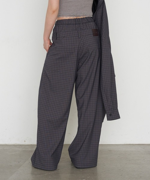 RAY CASSIN（レイカズン）の「【セットアップで着られる】ウエストレイヤードイージーチェックパンツ（その他パンツ・レディース・グレー系その他2/ネイビー/ベージュ系その他2・FREE）」の5枚目の写真
