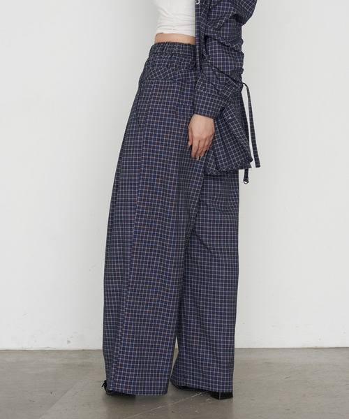 RAY CASSIN（レイカズン）の「【セットアップで着られる】ウエストレイヤードイージーチェックパンツ（その他パンツ・レディース・グレー系その他2/ネイビー/ベージュ系その他2・FREE）」の14枚目の写真