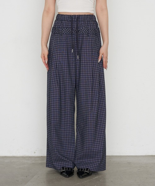 RAY CASSIN（レイカズン）の「【セットアップで着られる】ウエストレイヤードイージーチェックパンツ（その他パンツ・レディース・グレー系その他2/ネイビー/ベージュ系その他2・FREE）」の20枚目の写真