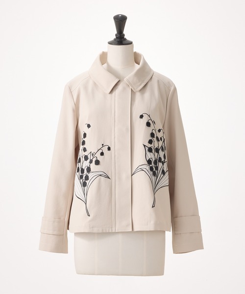 STRAWBERRY-FIELDS（ストロベリーフィールズ）の「ミュゲ_すずらん刺繍ショートコート（その他アウター・レディース・ベージュ・2）」の4枚目の写真