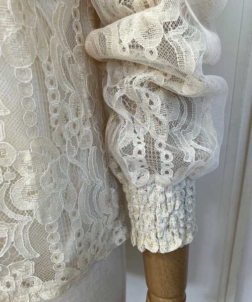 GLAMOROUS JANE（グラマラスジェーン）の「レースハイネックブラウス（シャツ/ブラウス・レディース・ベージュ/ホワイト・L/M）」の4枚目の写真