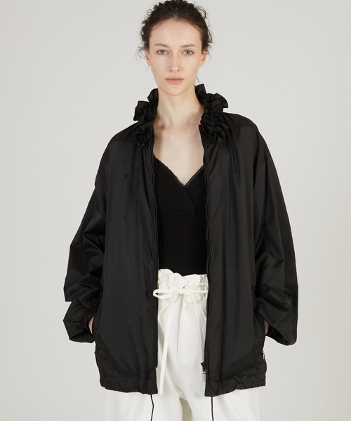 crinkle crinkle crinkle（クリンクルクリンクルクリンクル）の「【crinkle crinkle crinkle】【griguri】pocketable wind breaker/ポケッタブルウインドブレーカー（ブルゾン・レディース・ブラック/レッド・FREE）」の2枚目の写真