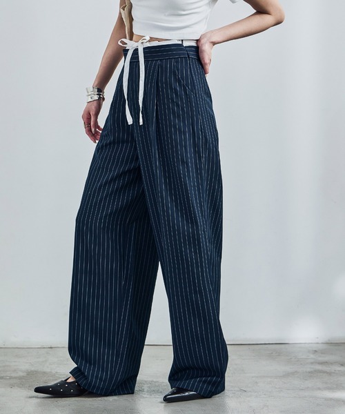 Fashion Letter(ファッションレター)の「ダブルウエスト ストライプワイドスラックス(スラックス・レディース・アイボリー/ネイビー/グレー・M)」の18枚目の写真