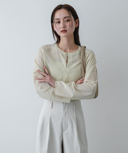 SENSE OF PLACE by URBAN RESEARCH（センスオブプレイスバイアーバンリサーチ）の「『イージーケア』ドットアソートTブラウス（シャツ/ブラウス・レディース・グレー系その他/ホワイト系その他/ベージュ・ONE）」の17枚目の写真