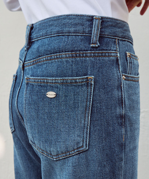 SLOWLOLLI(スローローリ)の「Relaxed boots cut denim - Mid blue(デニムパンツ・レディース・ブルー・1(S)/2(M)/3(L))」の5枚目の写真