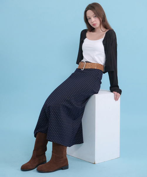 MICANE(ミケーネ)の「ケイドドットロングスカート(スカート・レディース・ダークネイビー・X-SMALL/SMALL/MEDIUM/LARGE/X-LARGE/XX-LARGE)」の4枚目の写真