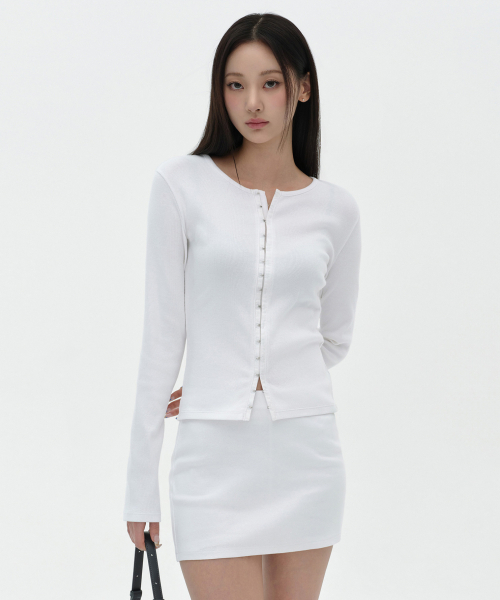 MUSINSA STANDARD WOMAN（ムシンサスタンダードウーマン）の「ウィメンズリブスリムフックジャージカーディガン[ホワイト]（カーディガン/ボレロ・レディース・その他・SMALL/MEDIUM/LARGE/X-SMALL）」の3枚目の写真
