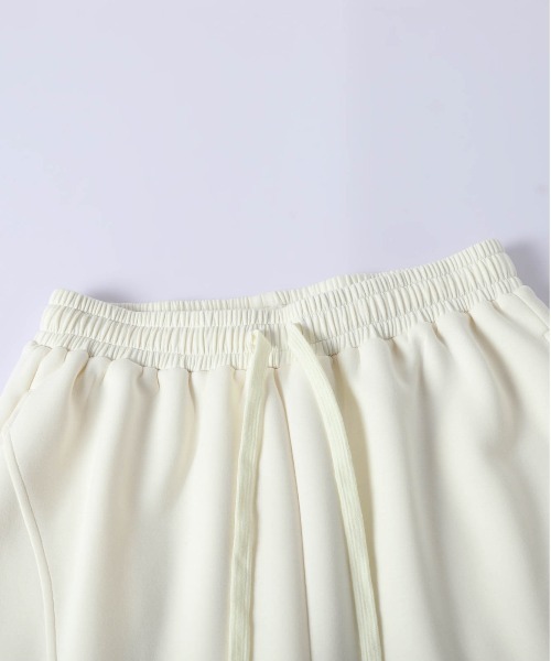 AMELY(エミリー)の「カーブパンツセットアップ(セットアップ・レディース・アイボリー/グレー/ブラック・フリー)」の10枚目の写真