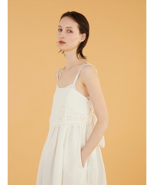 crinkle crinkle crinkle（クリンクルクリンクルクリンクル）の「【crinkle crinkle crinkle】embroidey chief cami onepiece/エンブロイダリーチーフキャミワンピース（ワンピース・レディース・ホワイト/ブラック・FREE）」の19枚目の写真