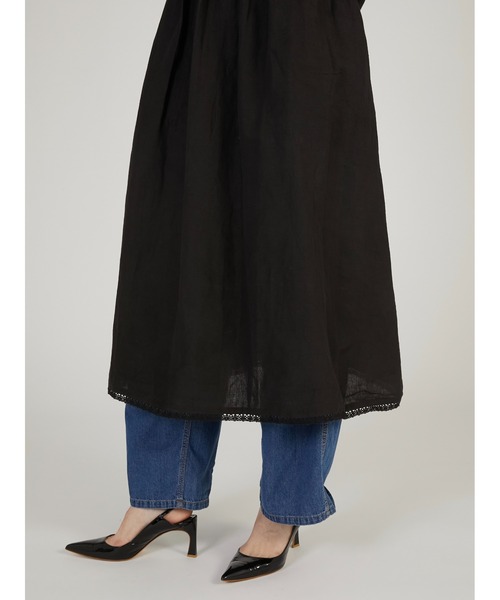 crinkle crinkle crinkle（クリンクルクリンクルクリンクル）の「【crinkle crinkle crinkle】embroidey chief cami onepiece/エンブロイダリーチーフキャミワンピース（ワンピース・レディース・ホワイト/ブラック・FREE）」の3枚目の写真