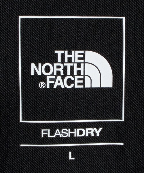 THE NORTH FACE(ザノースフェイス)の「<THE NORTH FACE>ハーフドーム デジタル スクエア Tシャツ(Tシャツ/カットソー・メンズ・ホワイト/ブラック・XL/M/L)」の16枚目の写真