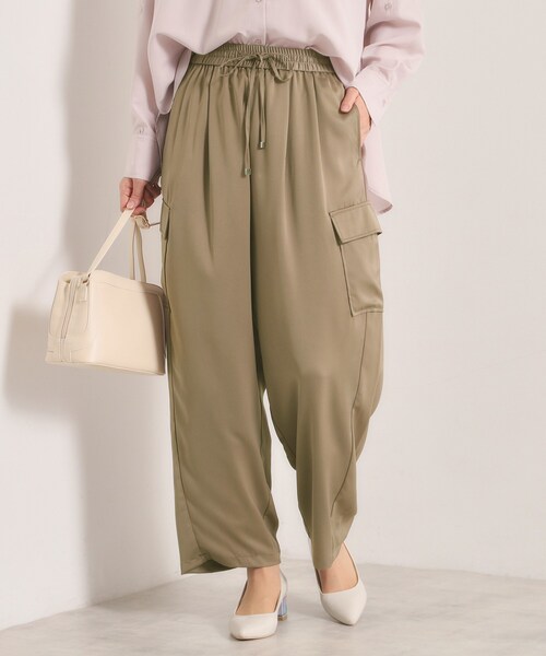 ITS'DEMO（イッツデモ）の「【手洗い可】サテンカーゴパンツ（その他パンツ・レディース・ナチュラル/ブラウン系その他/ブラック・00）」の12枚目の写真