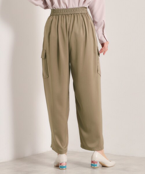 ITS'DEMO（イッツデモ）の「【手洗い可】サテンカーゴパンツ（その他パンツ・レディース・ナチュラル/ブラウン系その他/ブラック・00）」の18枚目の写真