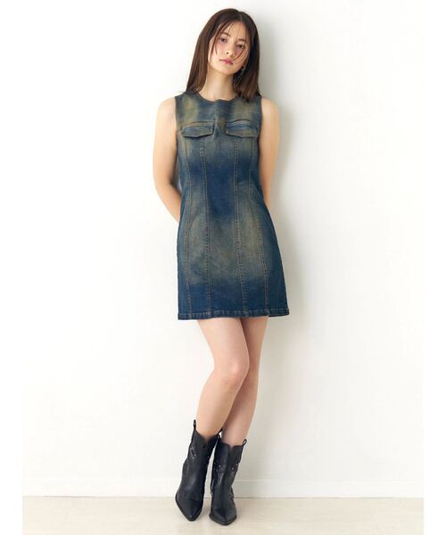 CALNAMUR（カルナムール）の「ユーズドライクデニムノースリワンピ（ワンピース・レディース・インディゴブルー/ブラック・SMALL/MEDIUM）」の18枚目の写真