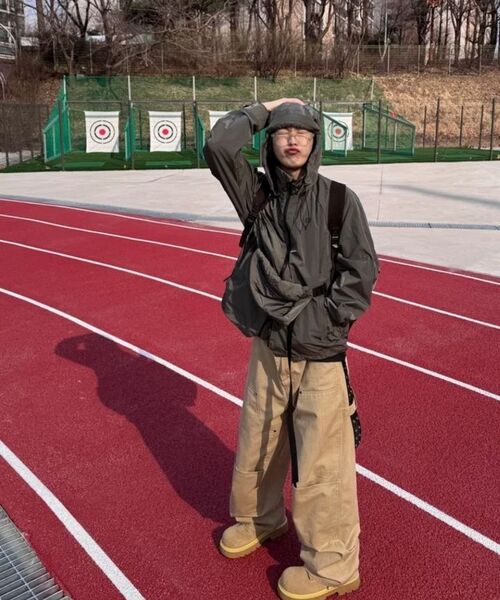 KALAPATTHAR(カラパタール)の「Light Weight Holographic Detachable Windbreaker - GRAY(ナイロンジャケット・メンズ・その他・LARGE/MEDIUM)」の18枚目の写真