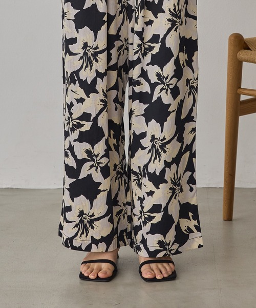 hunch(ハンチ)の「柄プリント イージーパンツ(その他パンツ・レディース・ブラック系その他/ブルー系その他/イエロー系その他・FREE)」の16枚目の写真