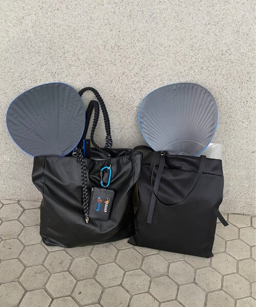 ear PAPILLONNER(イアパピヨネ)の「【たっきー企画】レザーコンビスリムトートバッグ《撥水/A4サイズ対応》(トートバッグ・レディース・ブラック・FREE)」の13枚目の写真