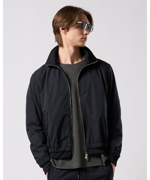 wjk(ダヴルジェイケイ)の「puckering track jacket(ブルゾン・メンズ・ライトグレー/ブラック/ブラック系その他・SMALL/MEDIUM/LARGE/X-LARGE)」の2枚目の写真