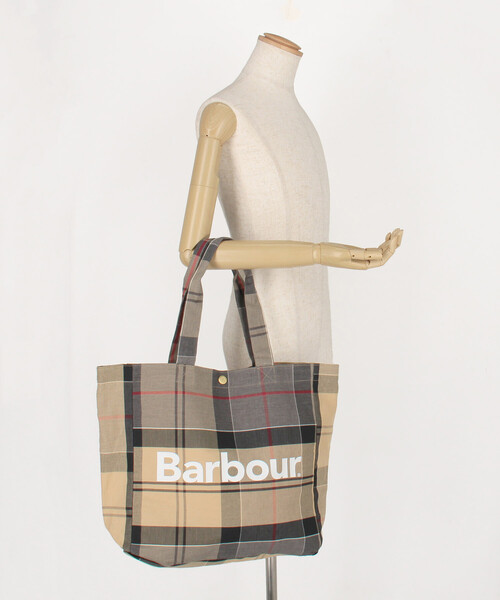 Barbour（バブアー）の「Barbour/バブアー BARBOUR TELFIELD TARTAN TOTE BAG（トートバッグ・メンズ・オリーブ・ONE SIZE）」の2枚目の写真