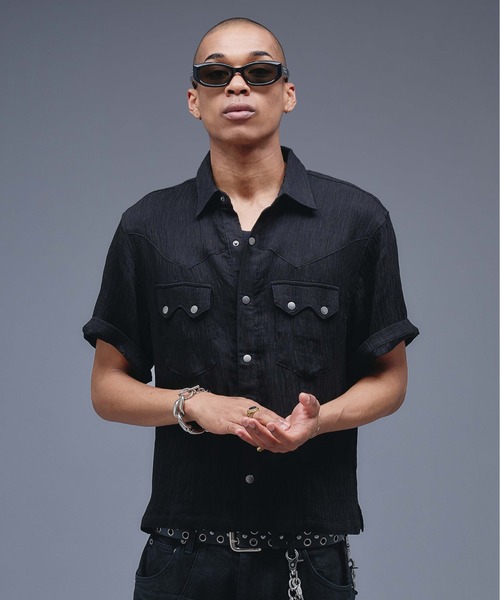 ANDER HUNK(アンダーハンク)の「W-Pocket Metal Button SS Shirt /WポケットメタルボタンSSシャツ(シャツ/ブラウス・メンズ・ブラウン/パープル/ブラック・SMALL/MEDIUM/LARGE)」の5枚目の写真